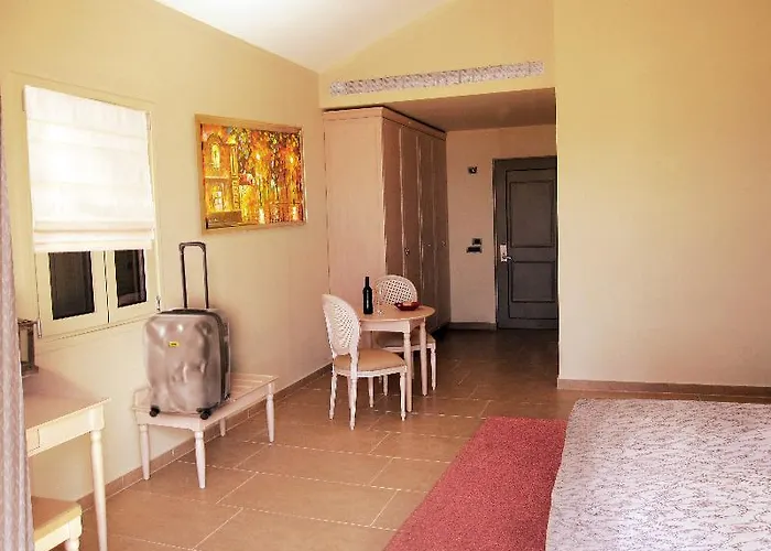 Costa Rossa -adults Only מלון 3*